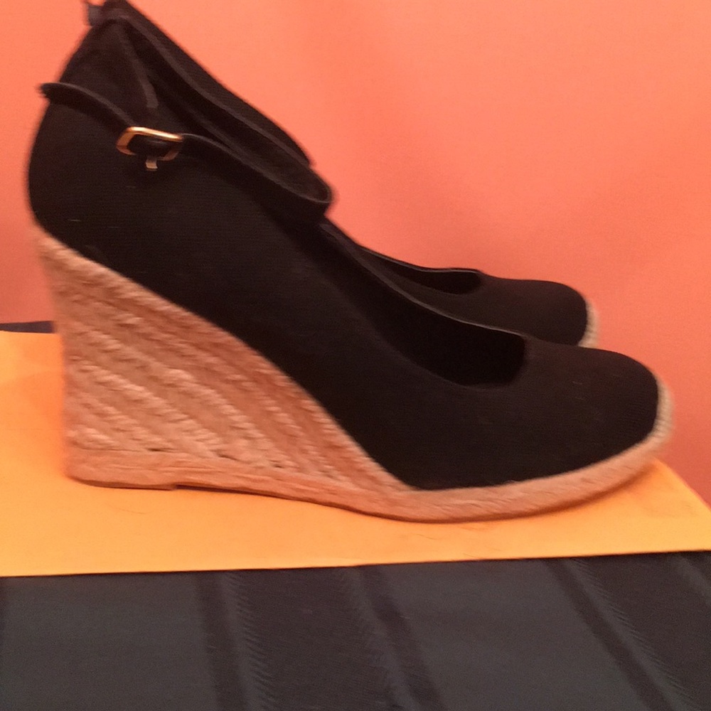 Espadrilles - Picture 4 of 4